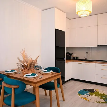 Maison De Jolie Golem (Tirana)