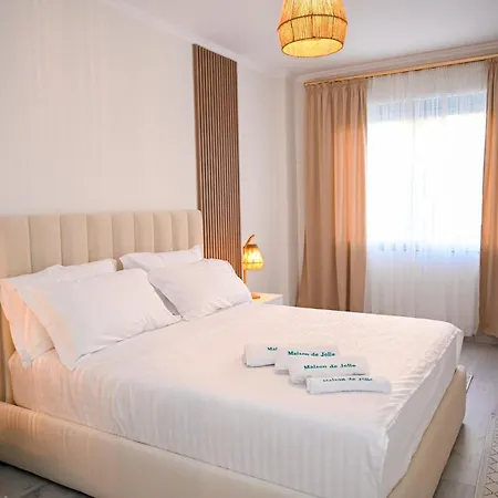 Maison De Jolie アパート *